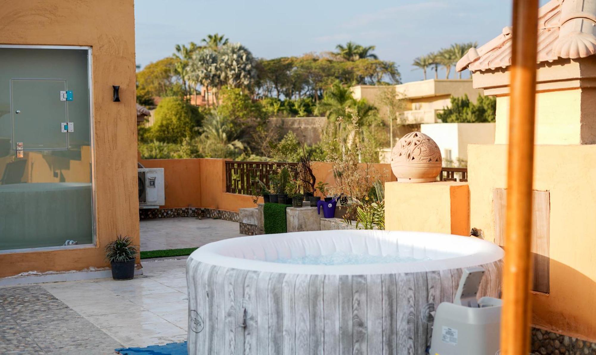 Boho Getaway With Pyramids View & Jacuzzi Daire Giza Dış mekan fotoğraf
