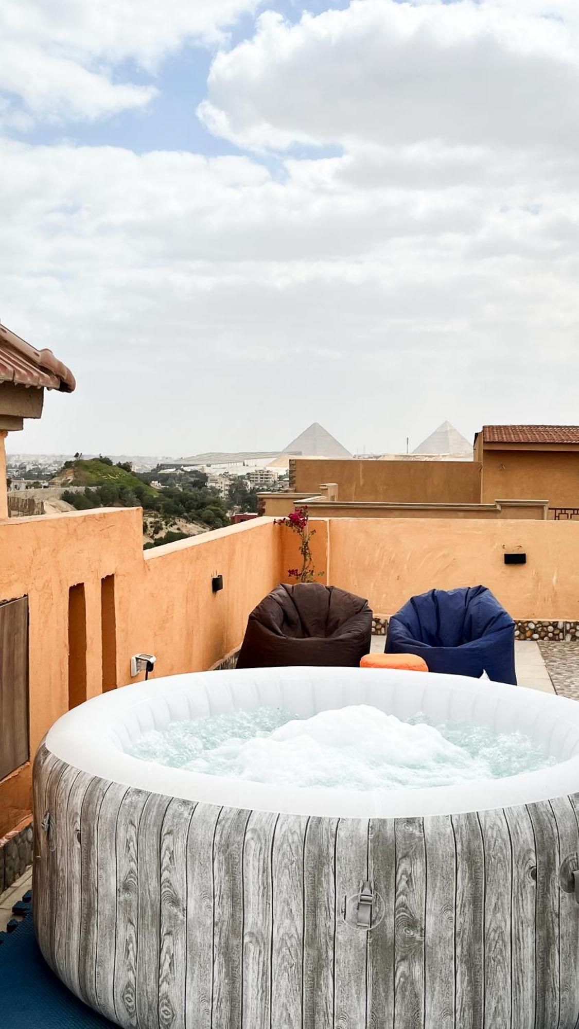 Boho Getaway With Pyramids View & Jacuzzi Daire Giza Dış mekan fotoğraf